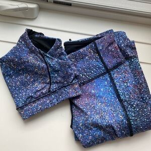 Lululemon leggings and sports bra both in size 4